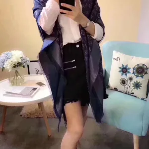 Louis Vuitton Shawl