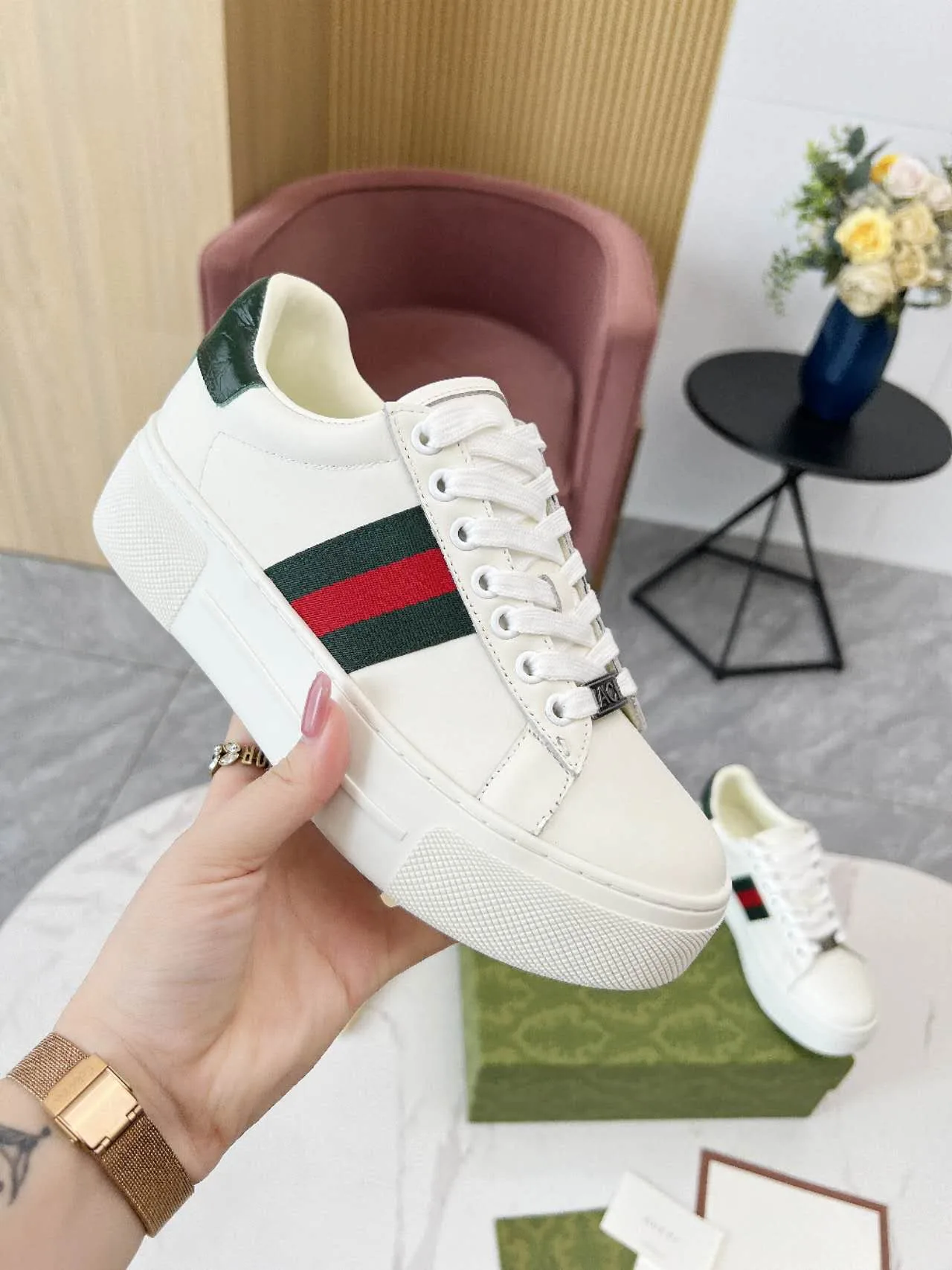 Gucci Sneakers