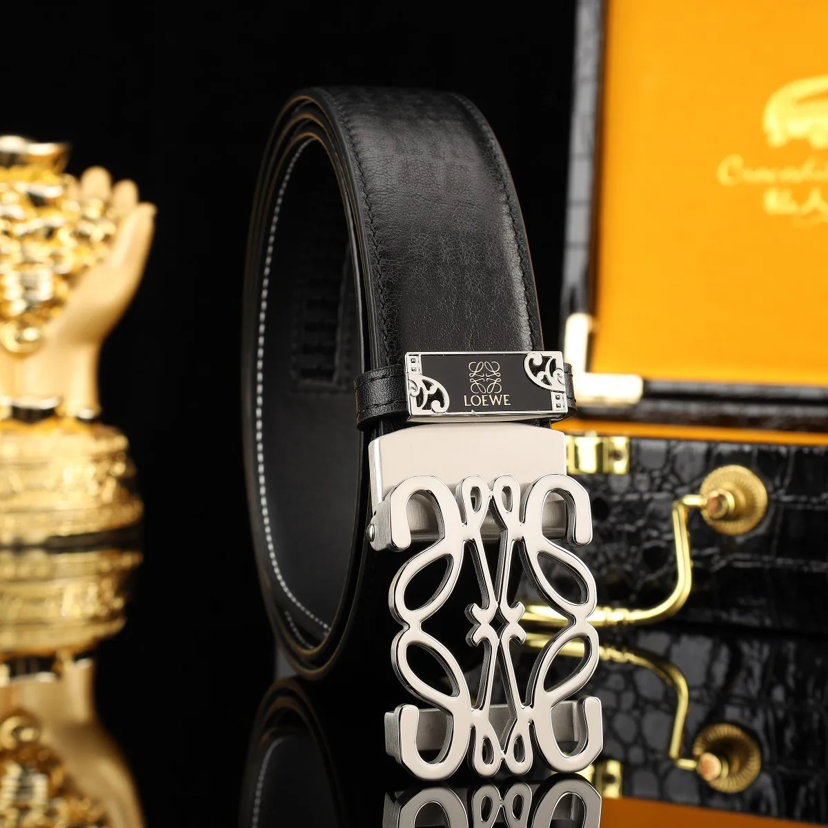 Loewe Belt
