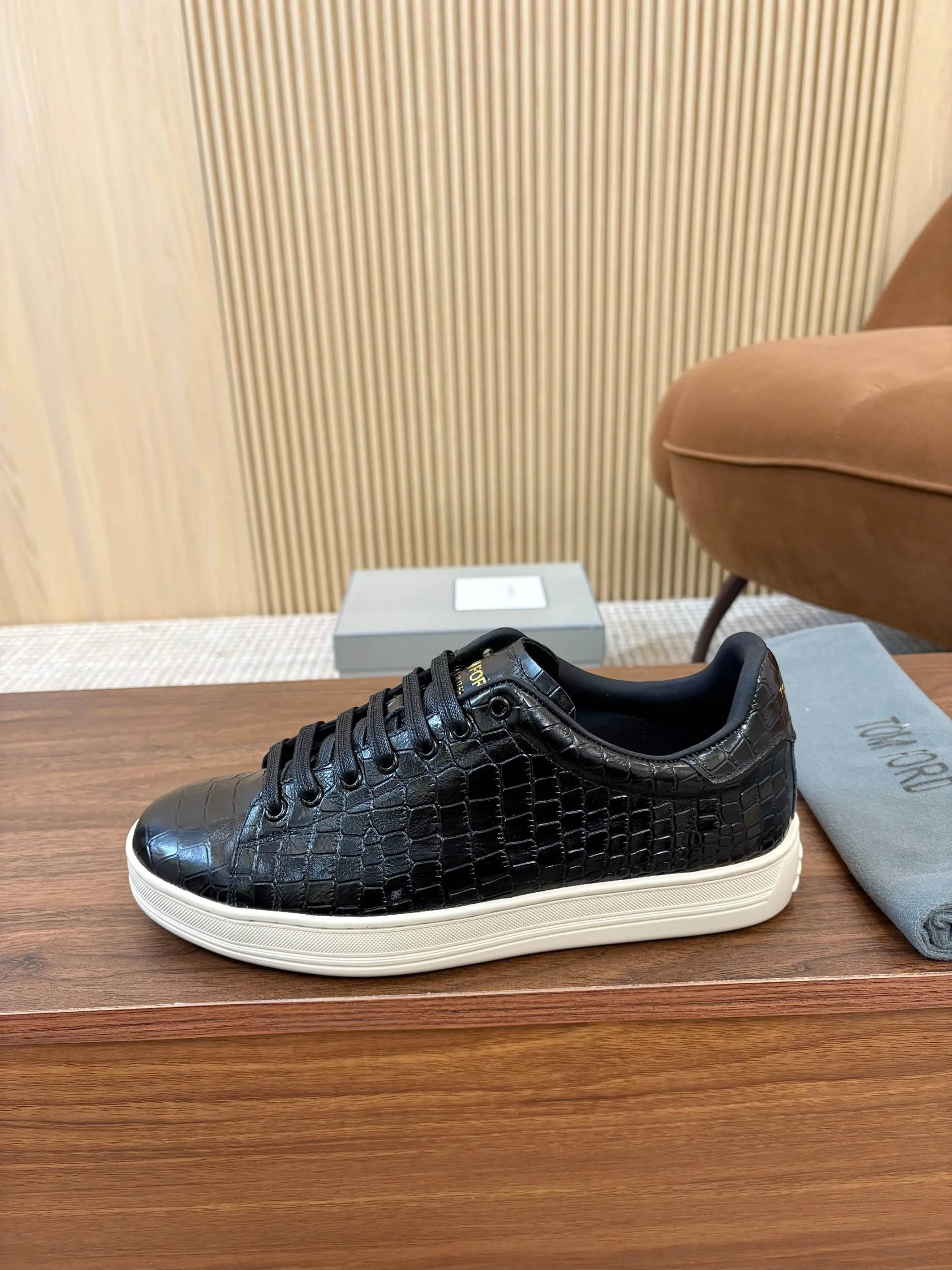 Tom Ford Round-Toe Shoes