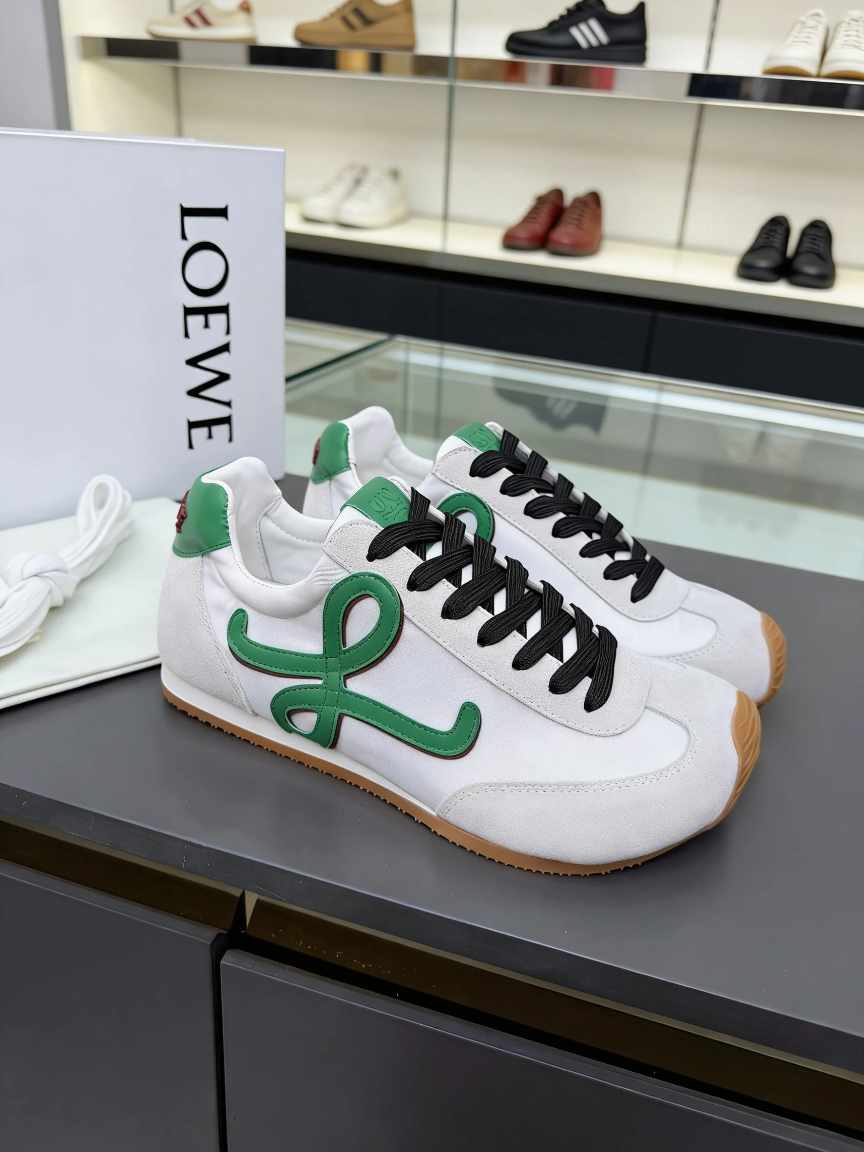 Loewe Sneakers