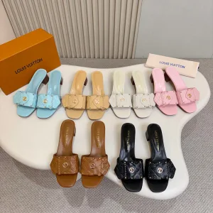 Louis Vuitton Slippers