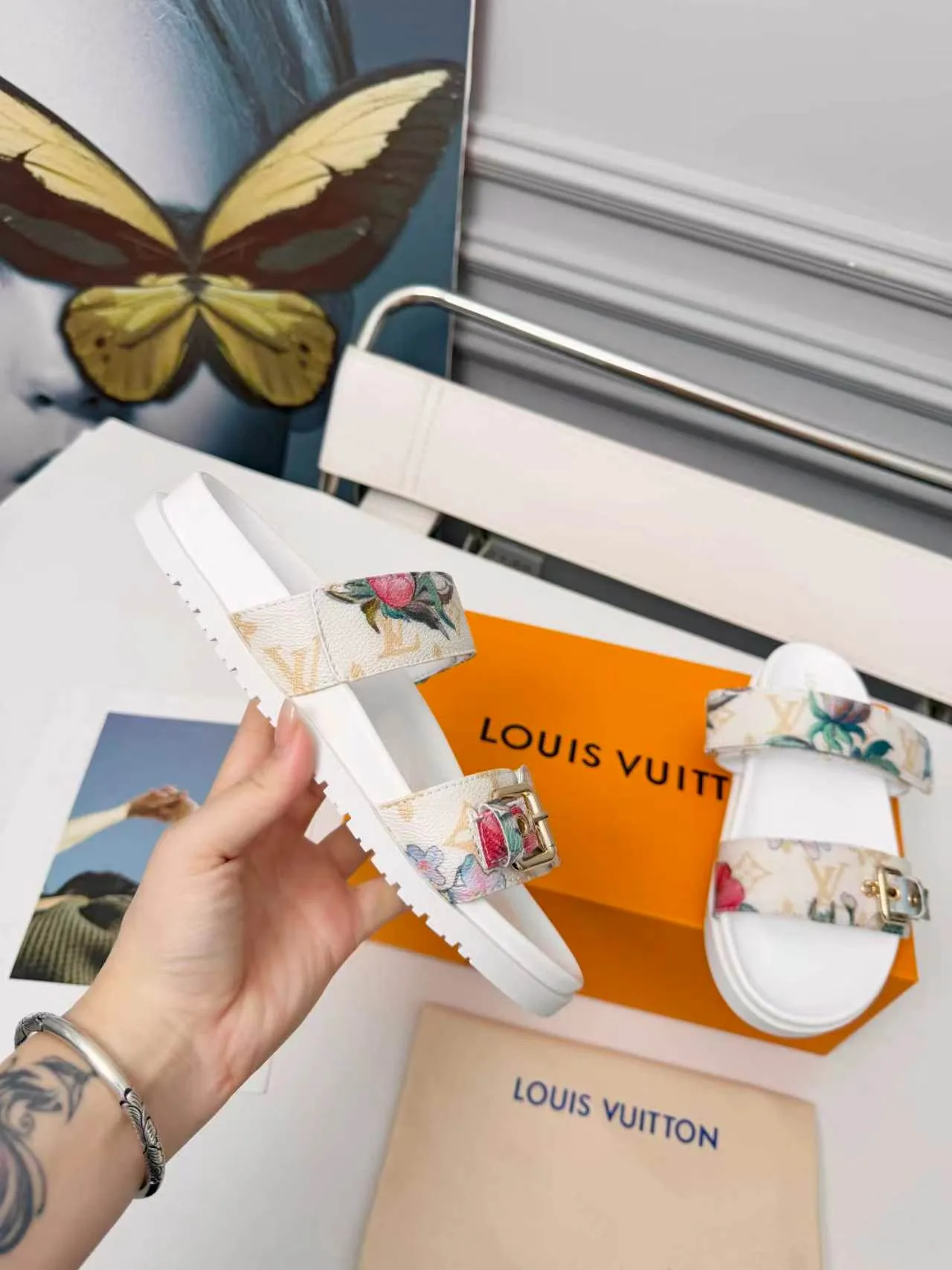 Louis Vuitton Slippers