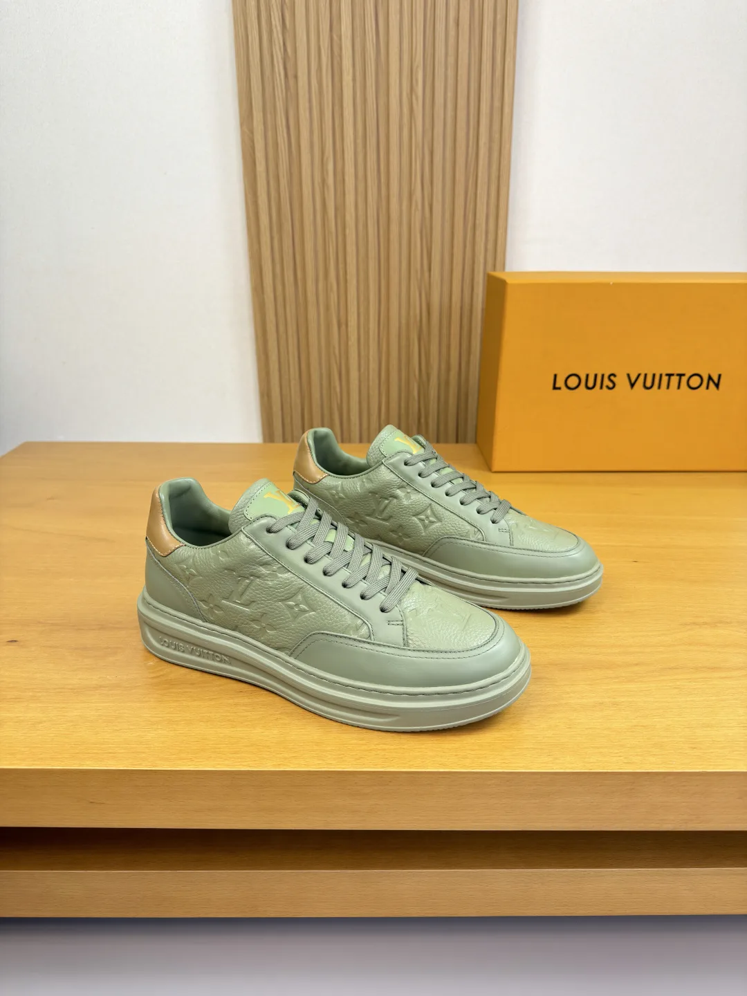 Louis Vuitton Sneakers