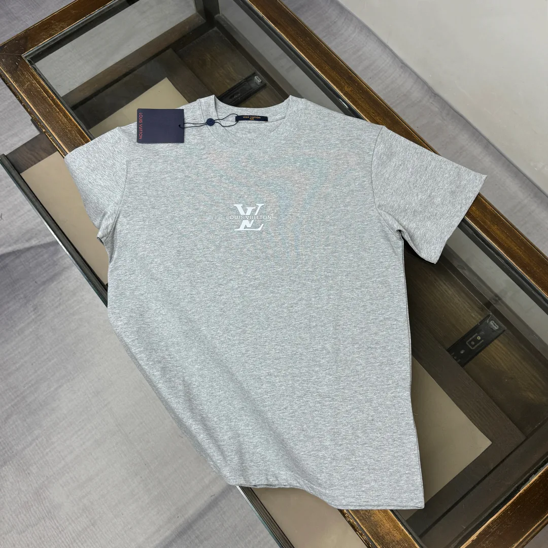 Louis Vuitton Short Sleeves