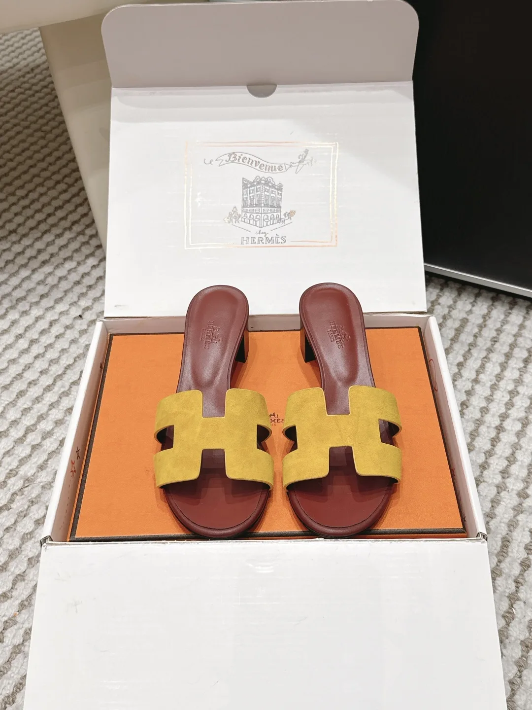 Hermès Slippers
