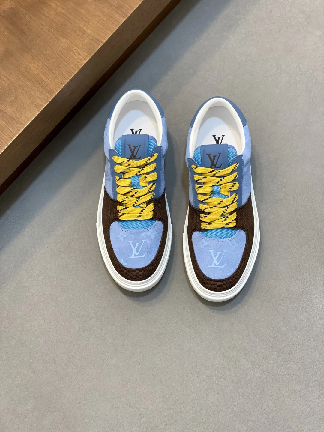 Louis Vuitton Sneakers