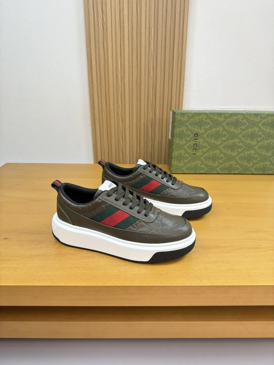 Gucci Sneakers