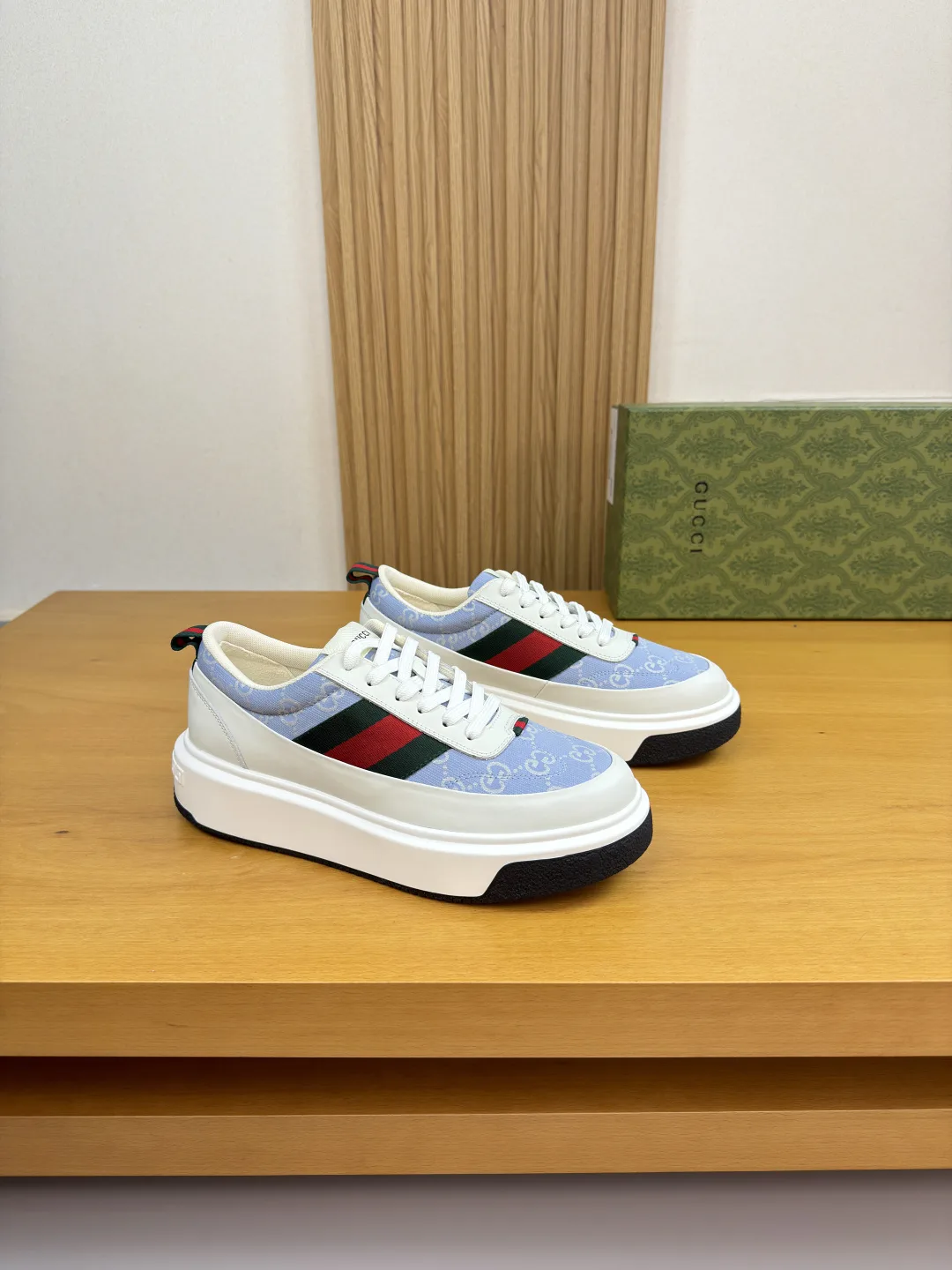 Gucci Sneakers
