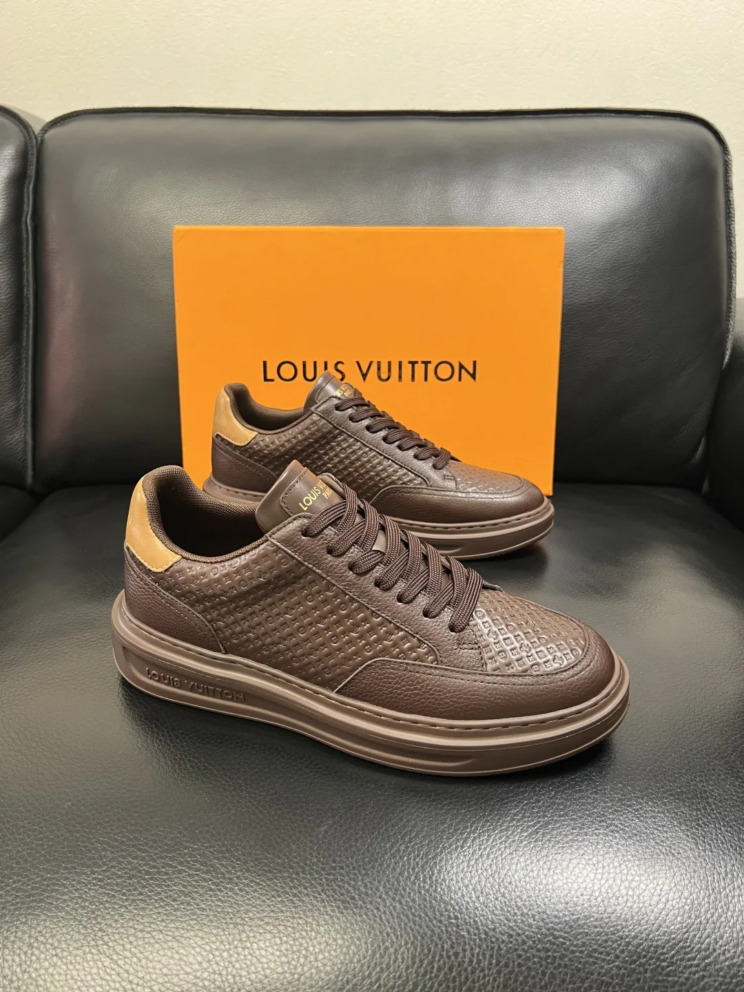Louis Vuitton Sneakers