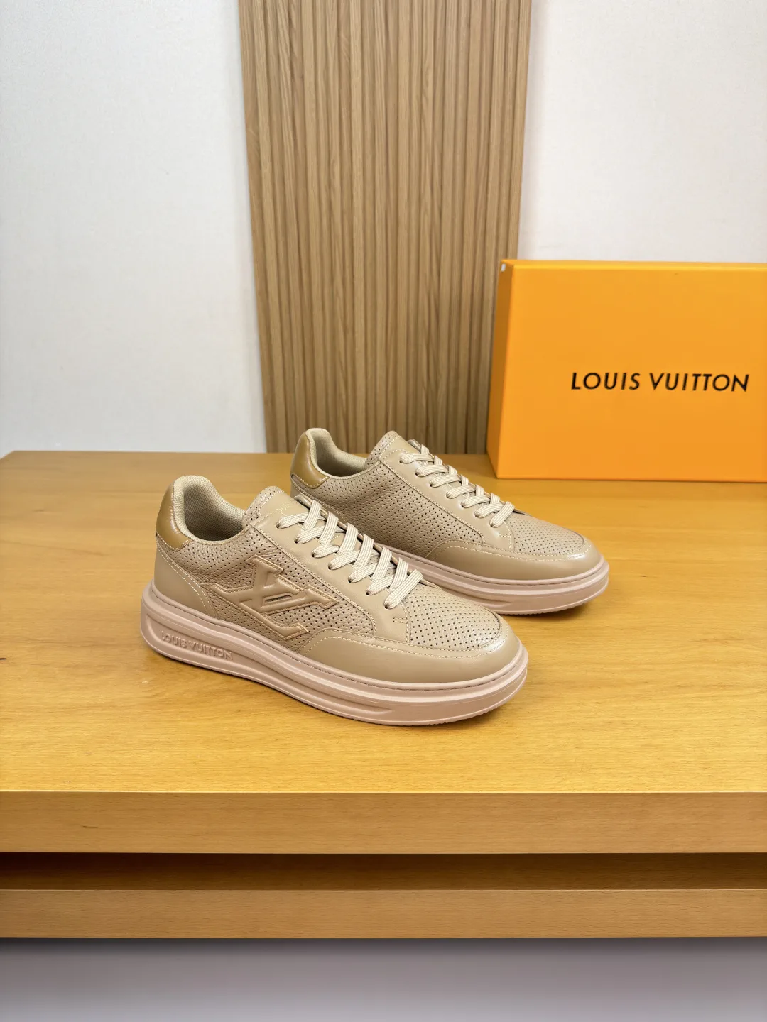 Louis Vuitton Sneakers