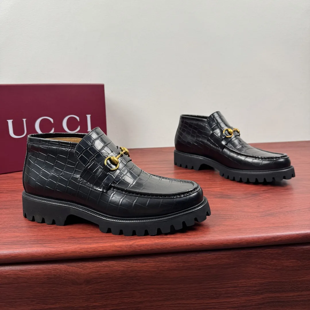 Gucci Casual Shoes
