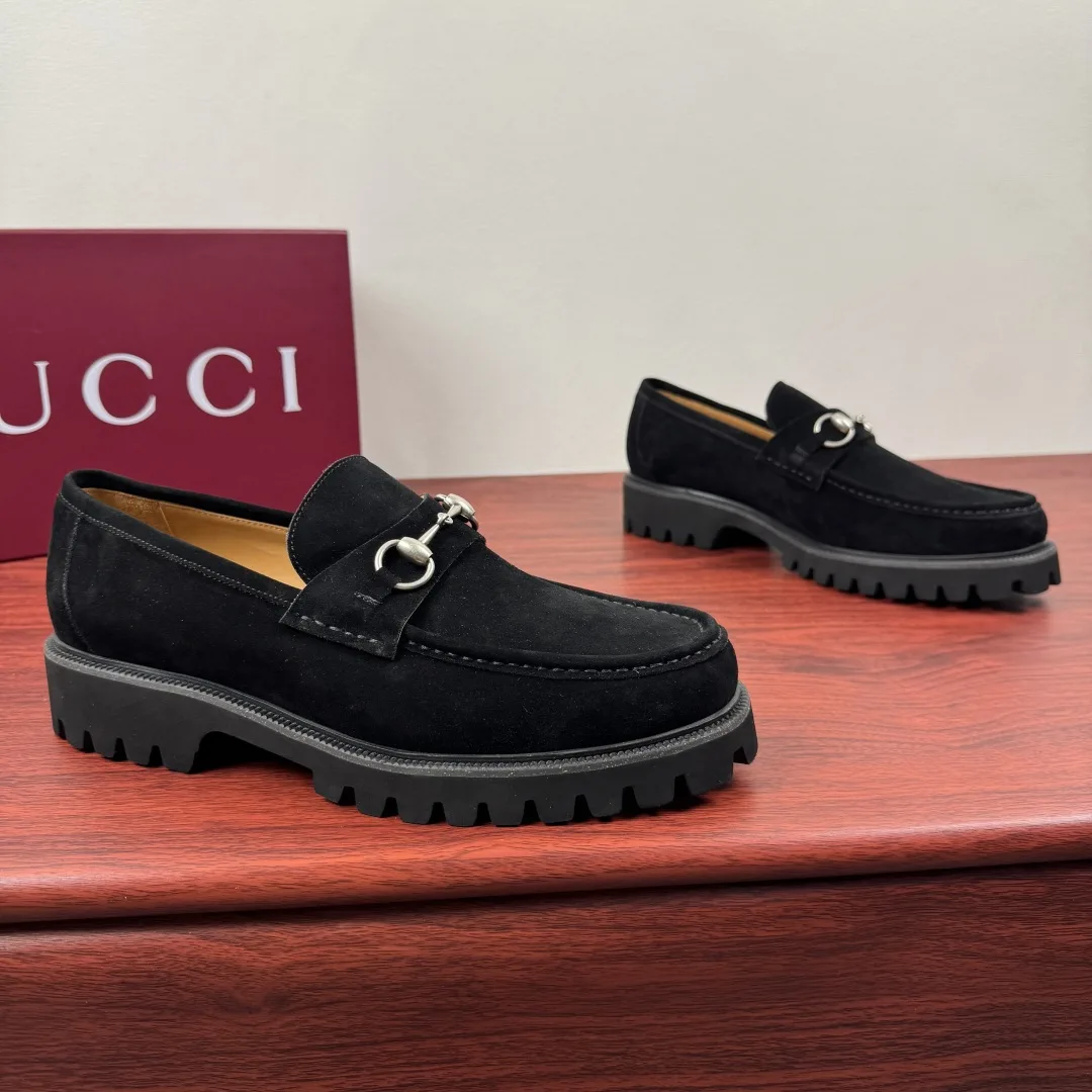 Gucci Leather Shoes