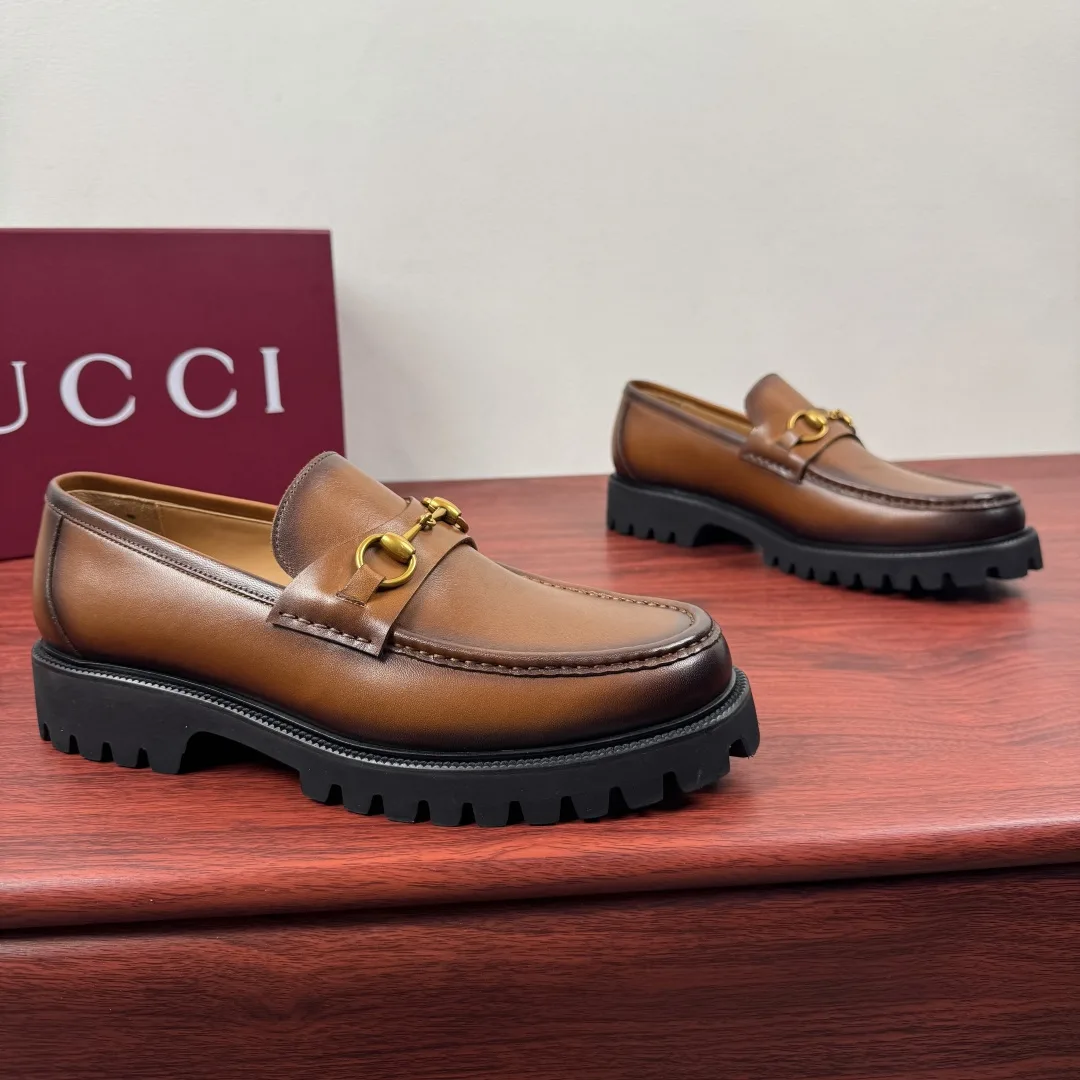 Gucci Leather Shoes