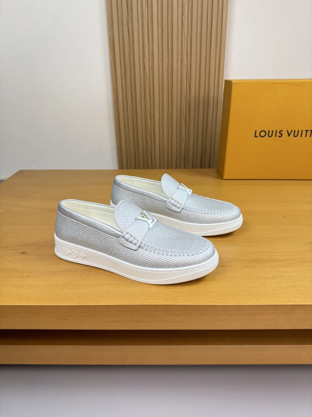 Louis Vuitton Sneakers