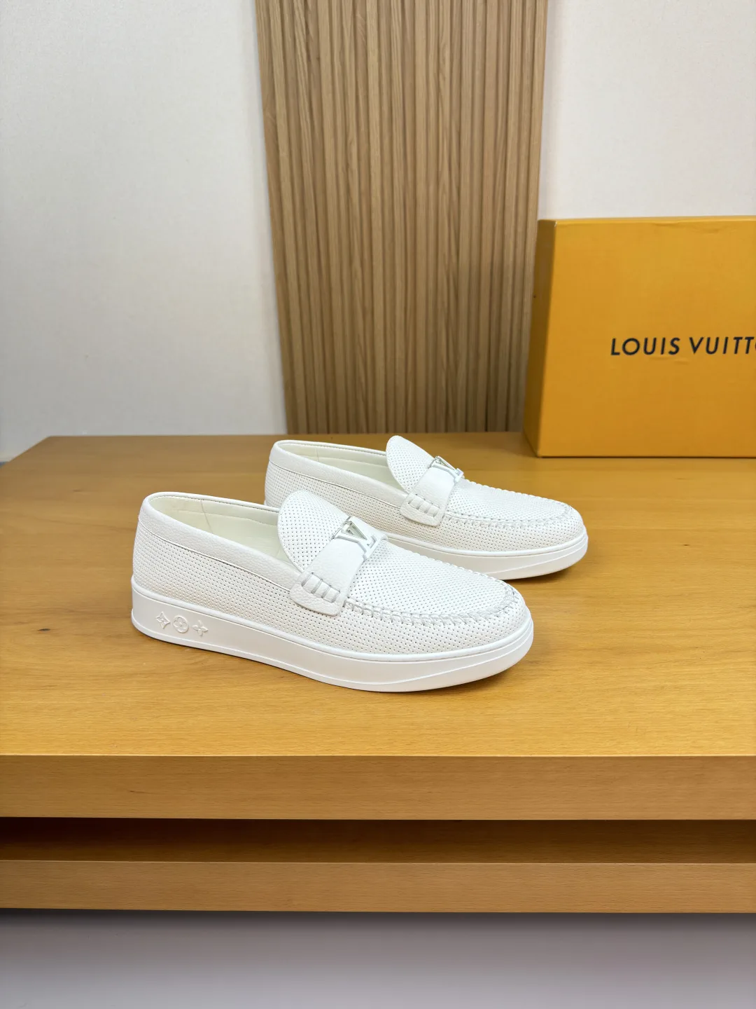 Louis Vuitton Sneakers