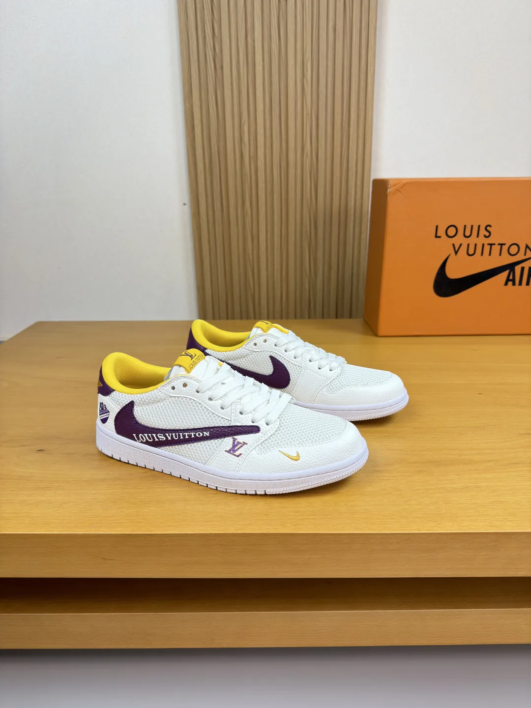 Louis Vuitton Sneakers