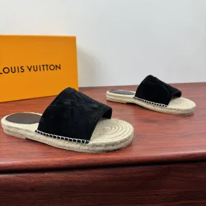 Louis Vuitton Slippers