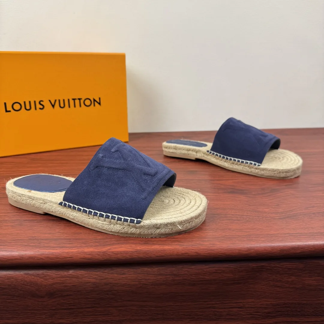 Louis Vuitton Slippers