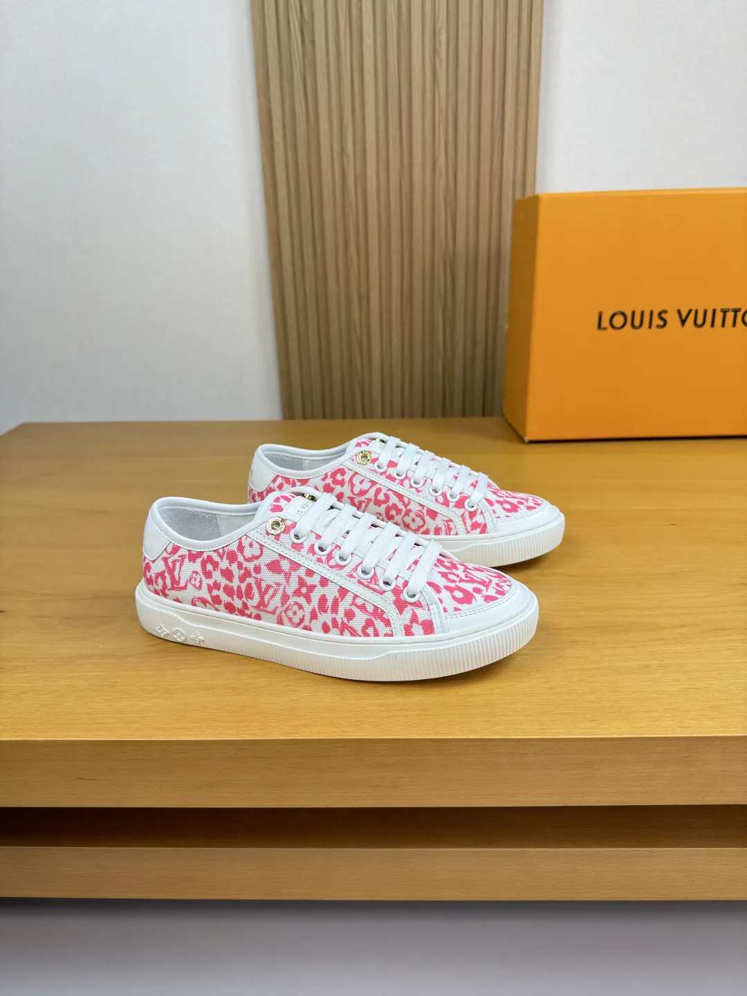 Louis Vuitton Sneakers