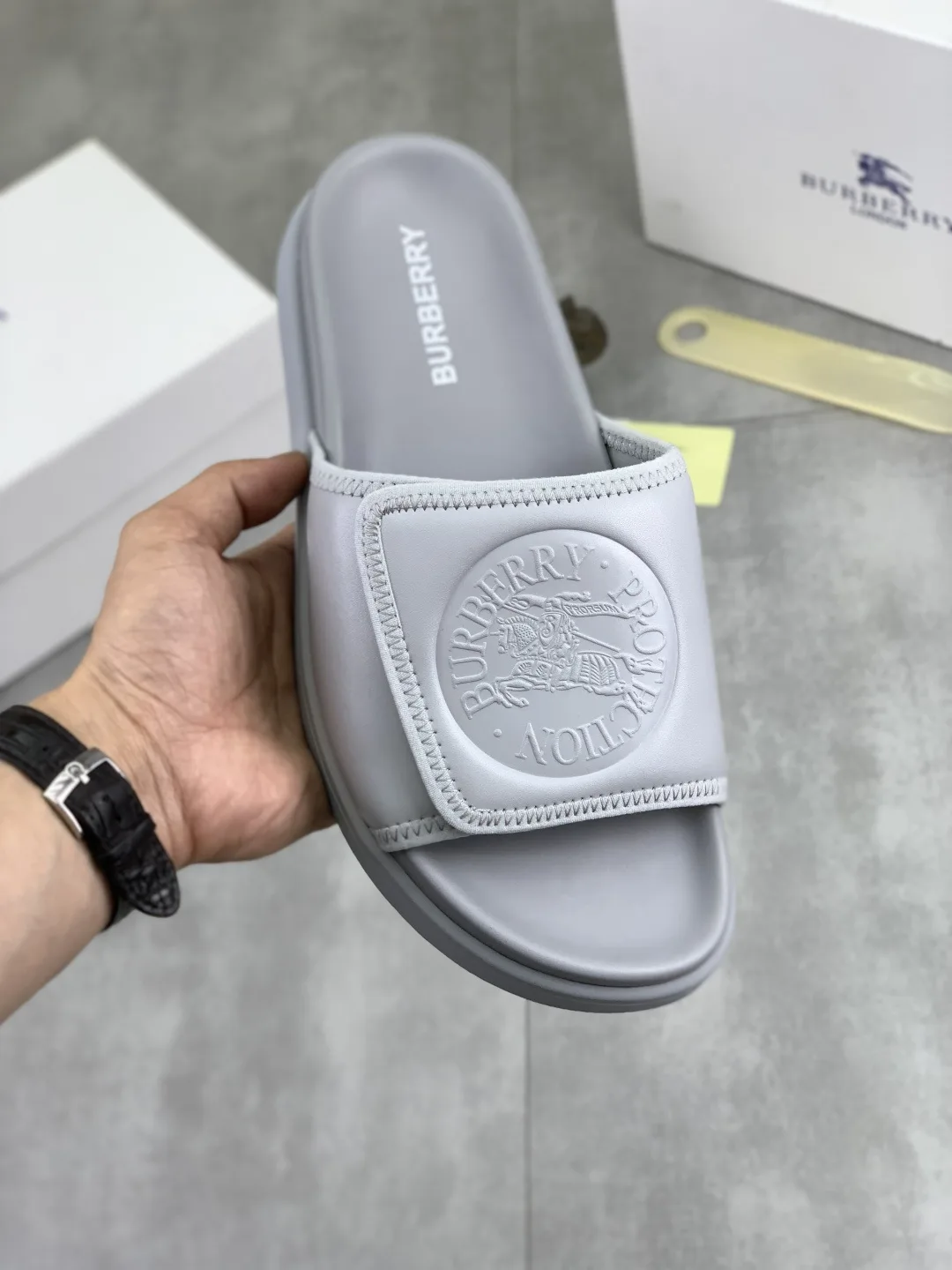 Louis Vuitton Slippers