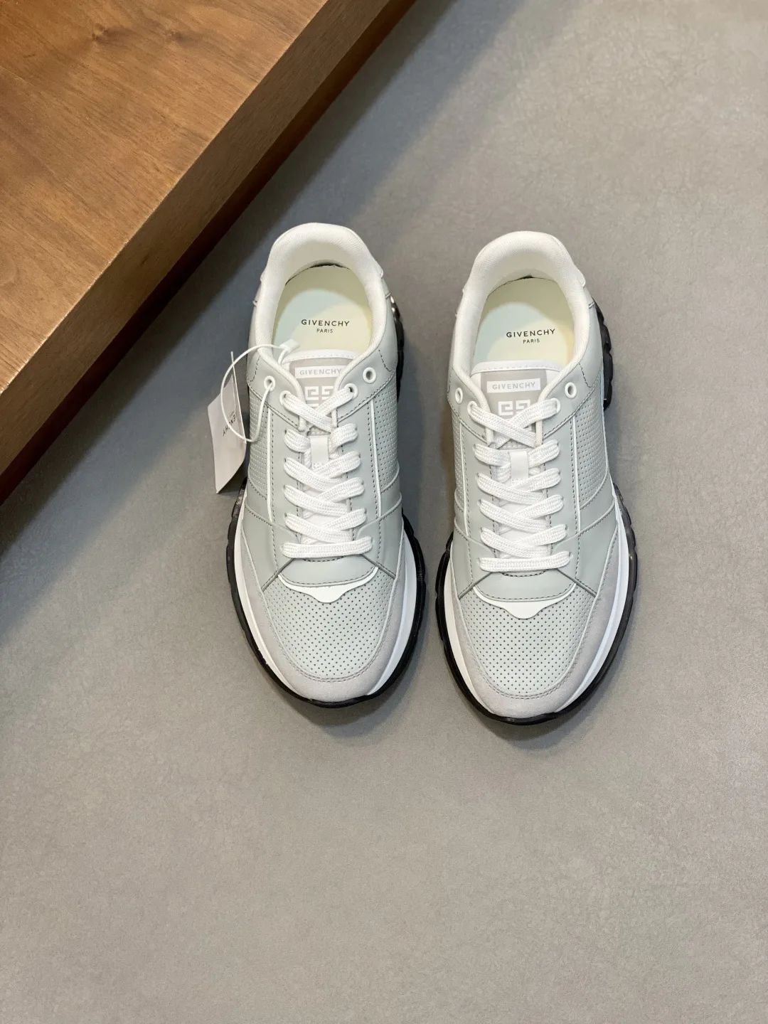 Givenchy Sneakers
