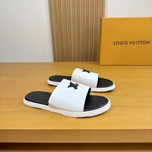 Louis Vuitton Slippers