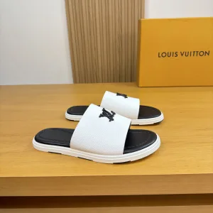 Louis Vuitton Slippers
