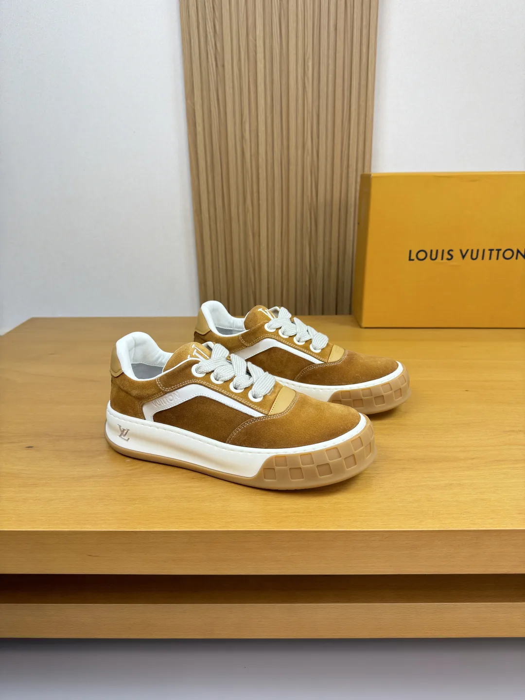 Louis Vuitton Sneakers