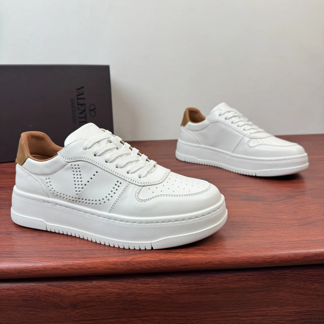 Valentino Sneakers