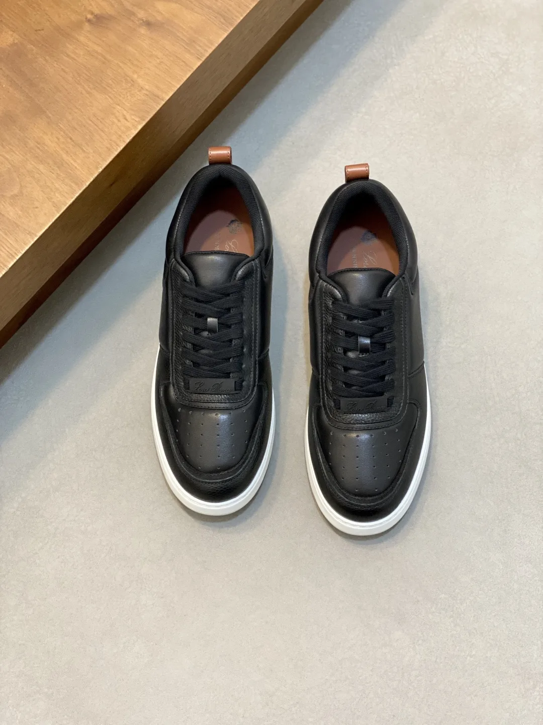 Nuoyou Pianya Sneakers