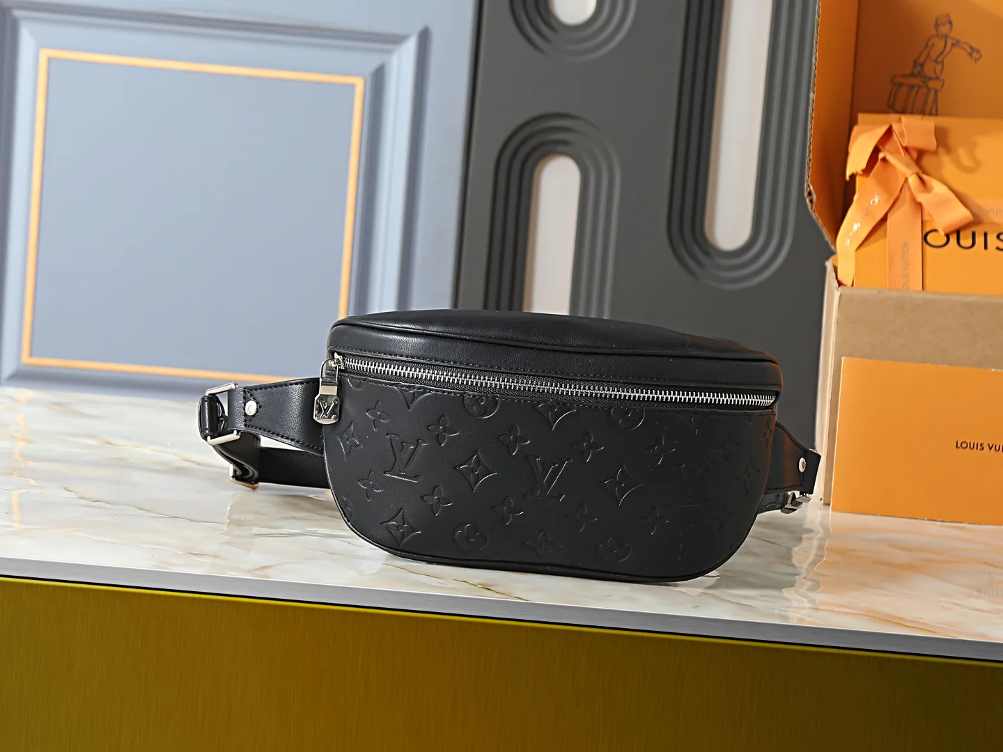 Ami Fanny Pack