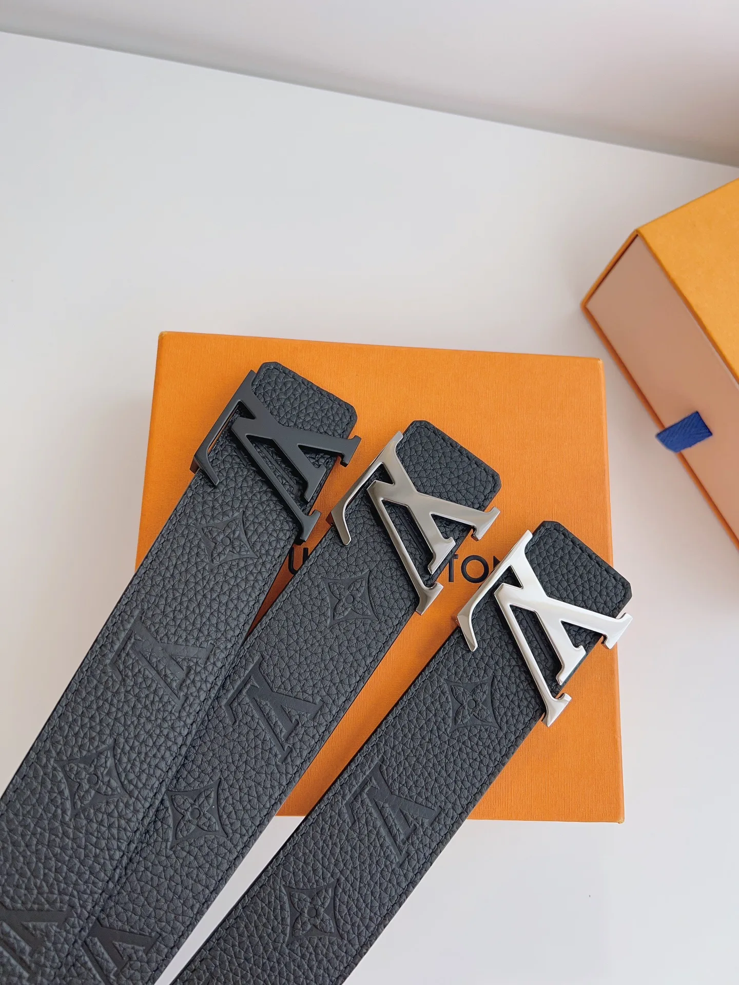 Louis Vuitton Men'S Belt