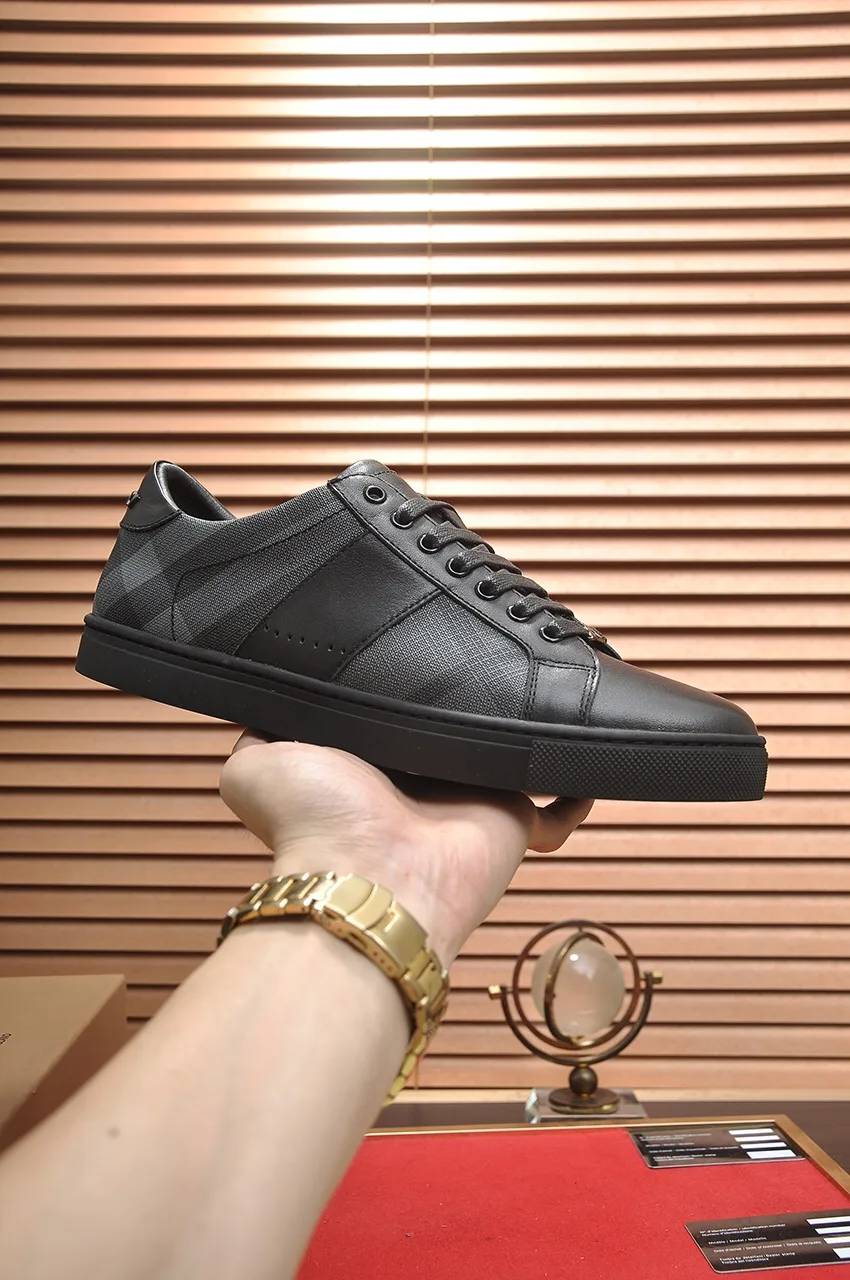 Burberry Sneakers