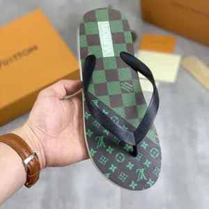 Louis Vuitton Slippers