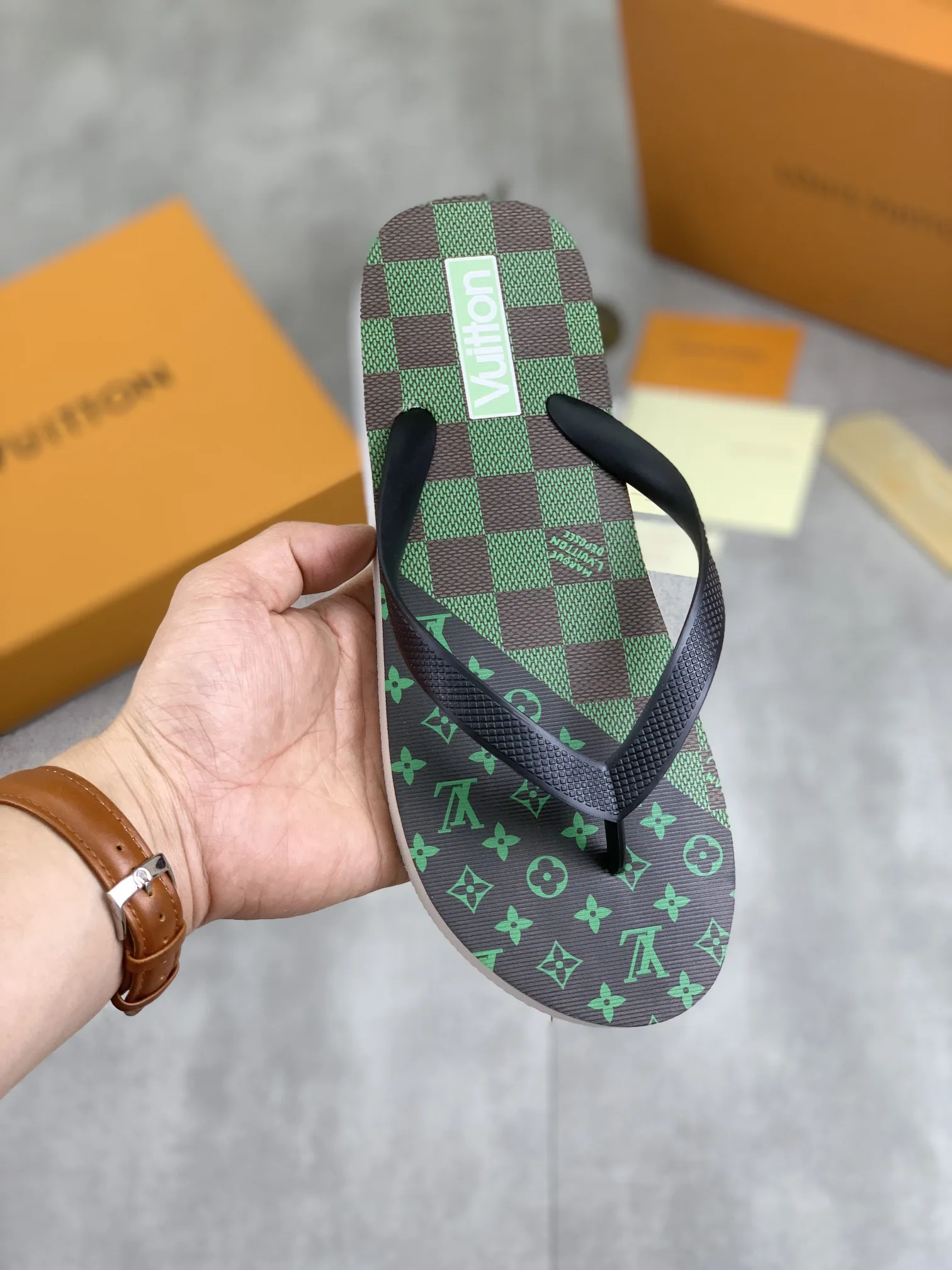 Louis Vuitton Slippers