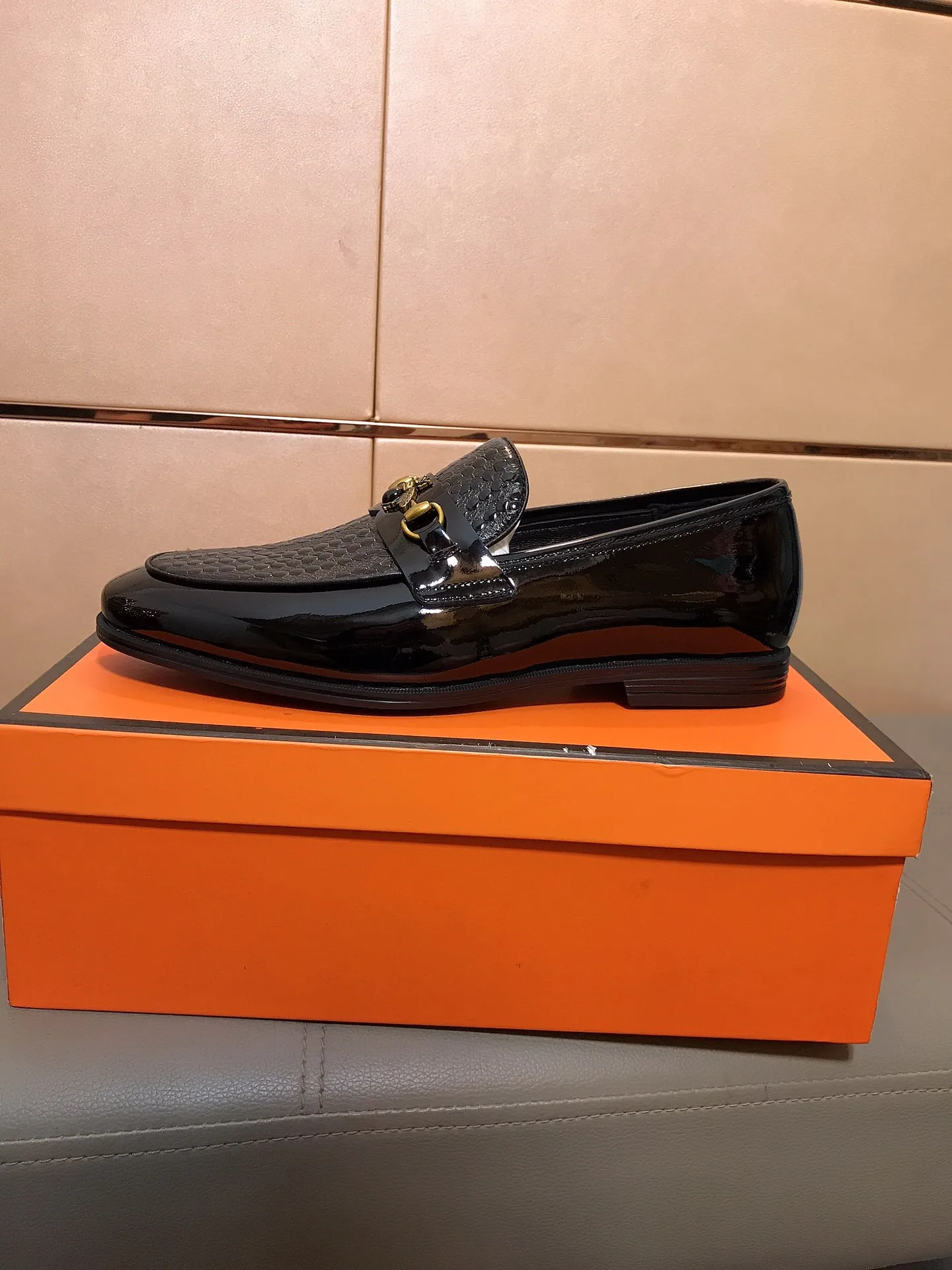 Gucci Leather Shoes