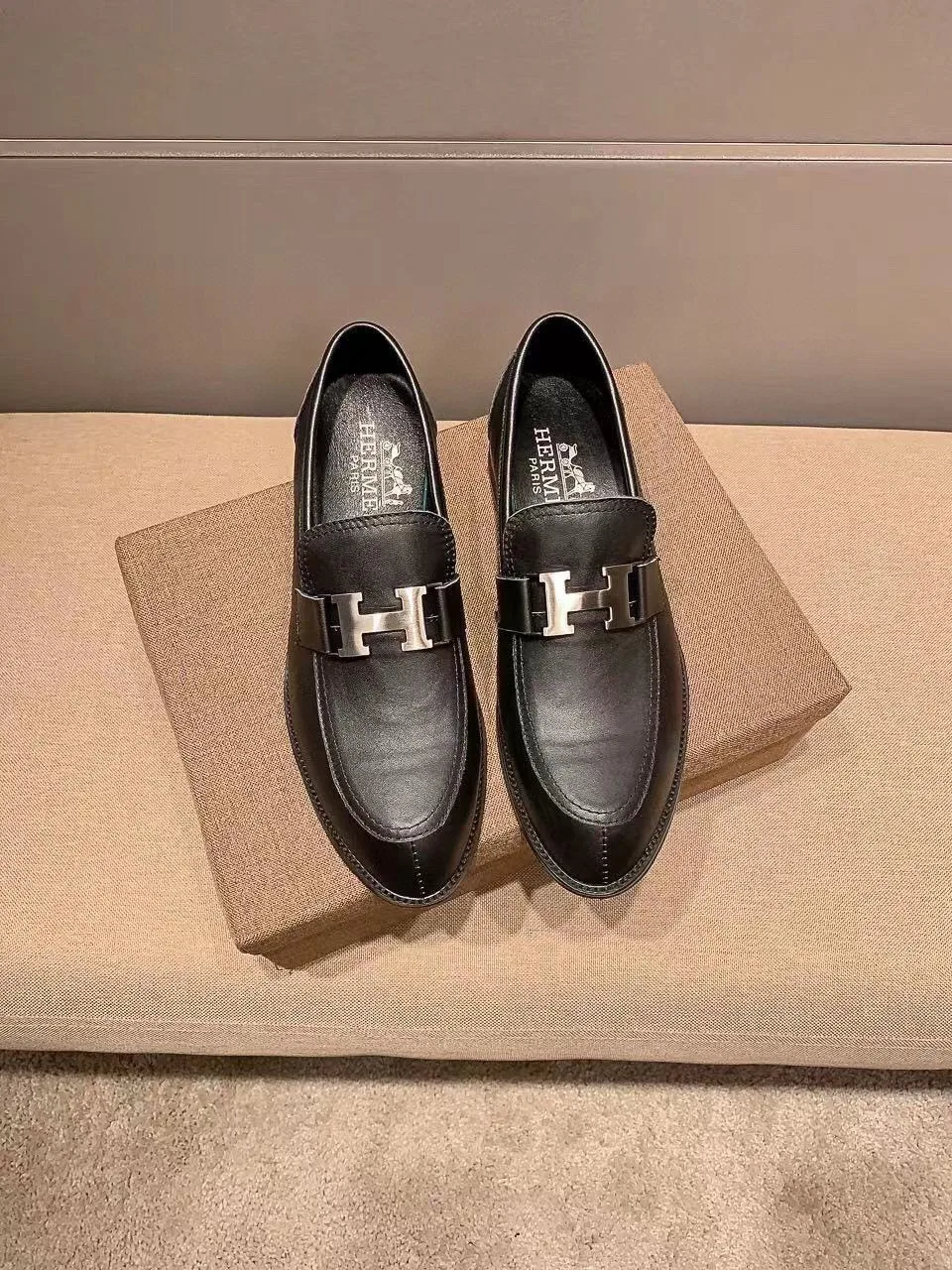 Hermès Leather Shoes