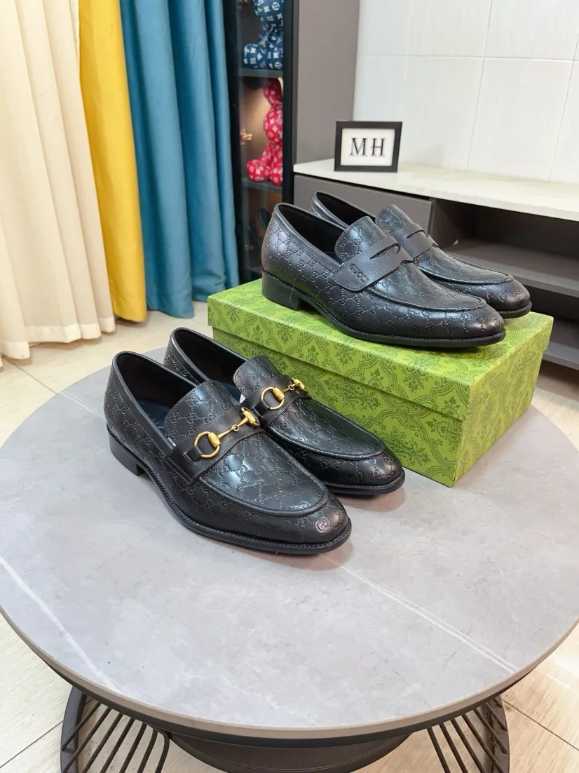 Gucci Leather Shoes