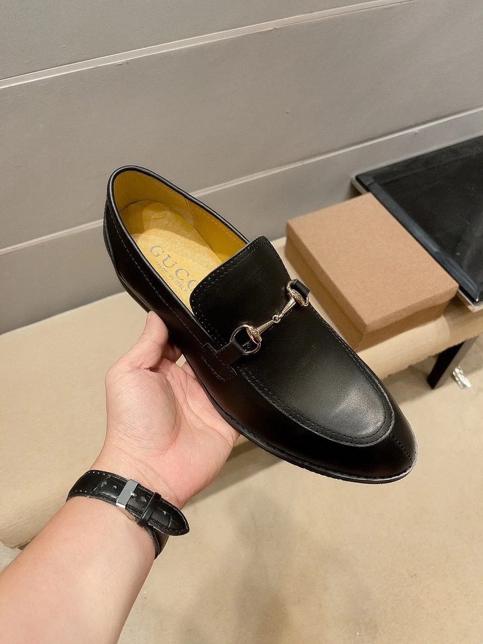 Gucci Leather Shoes