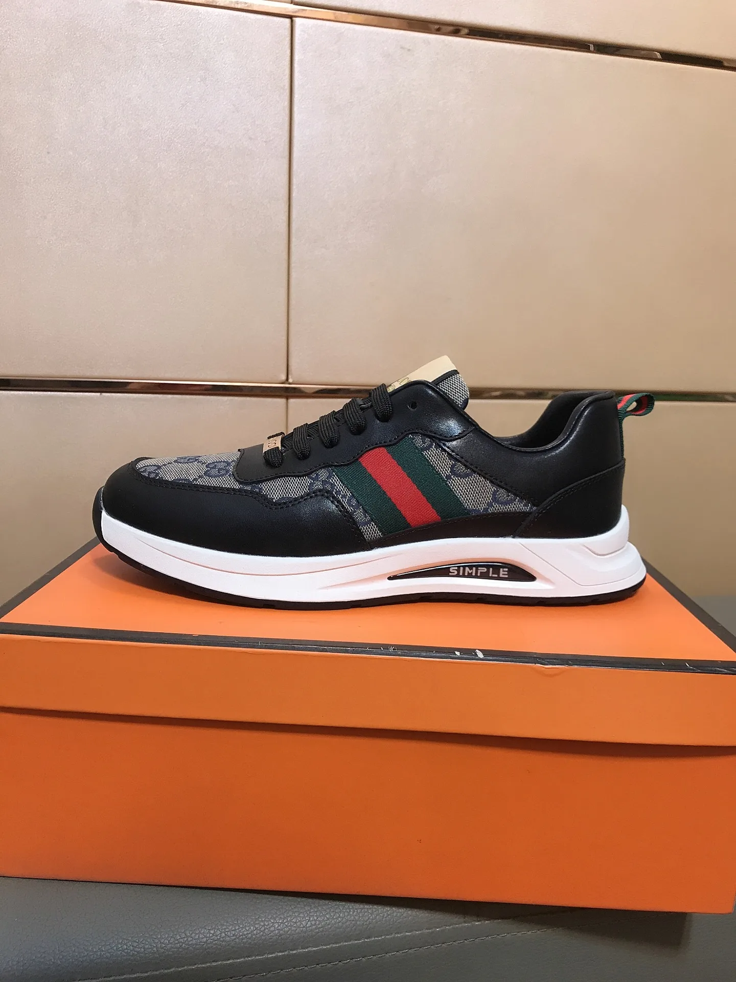 Gucci Casual Shoes