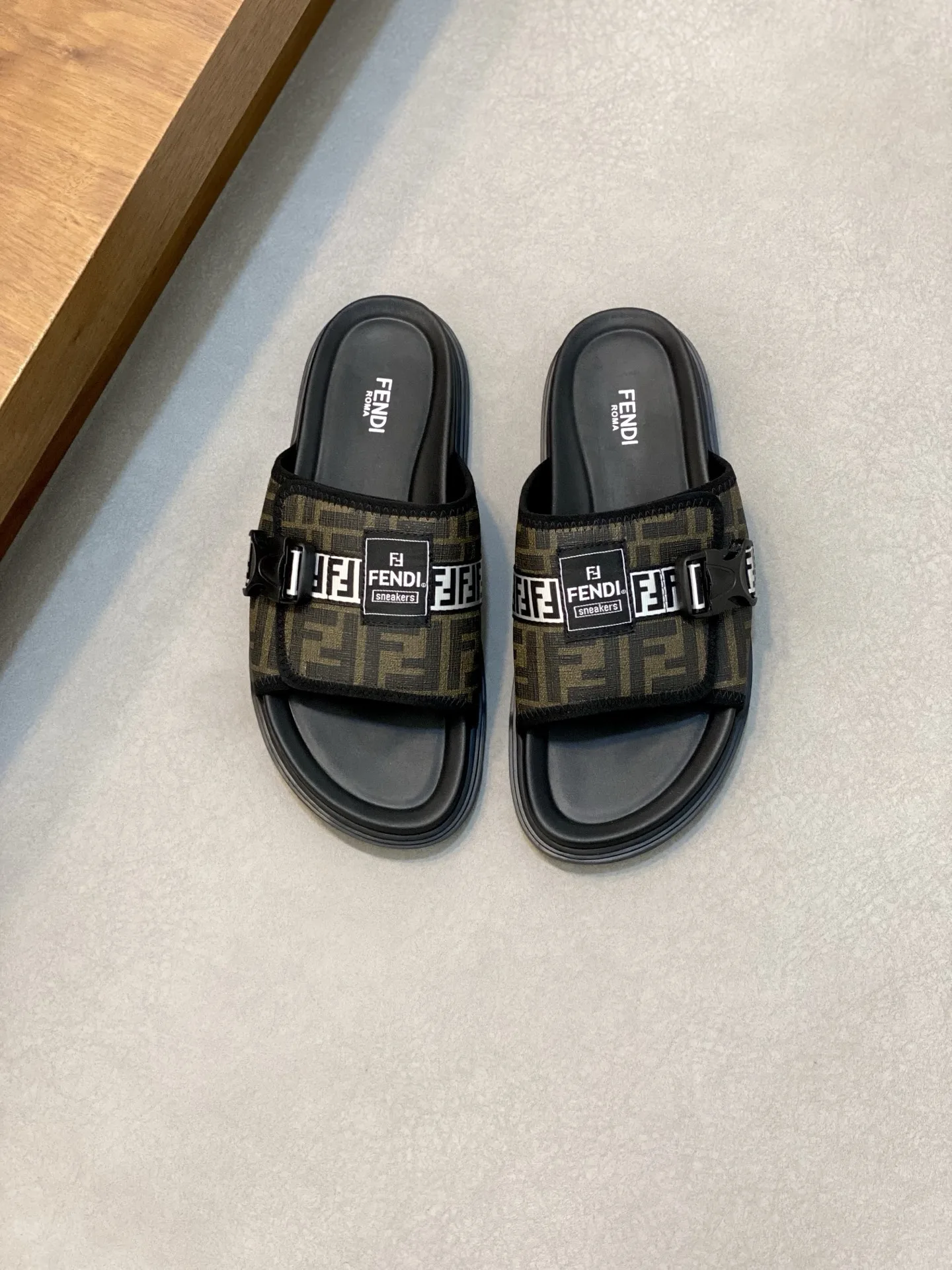 Fendi Sandals