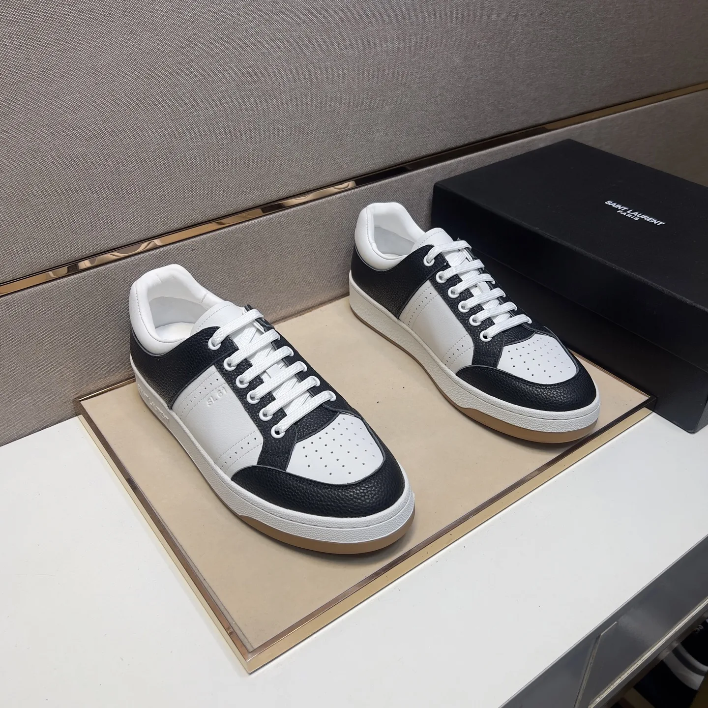 Saint Laurent Casual Shoes