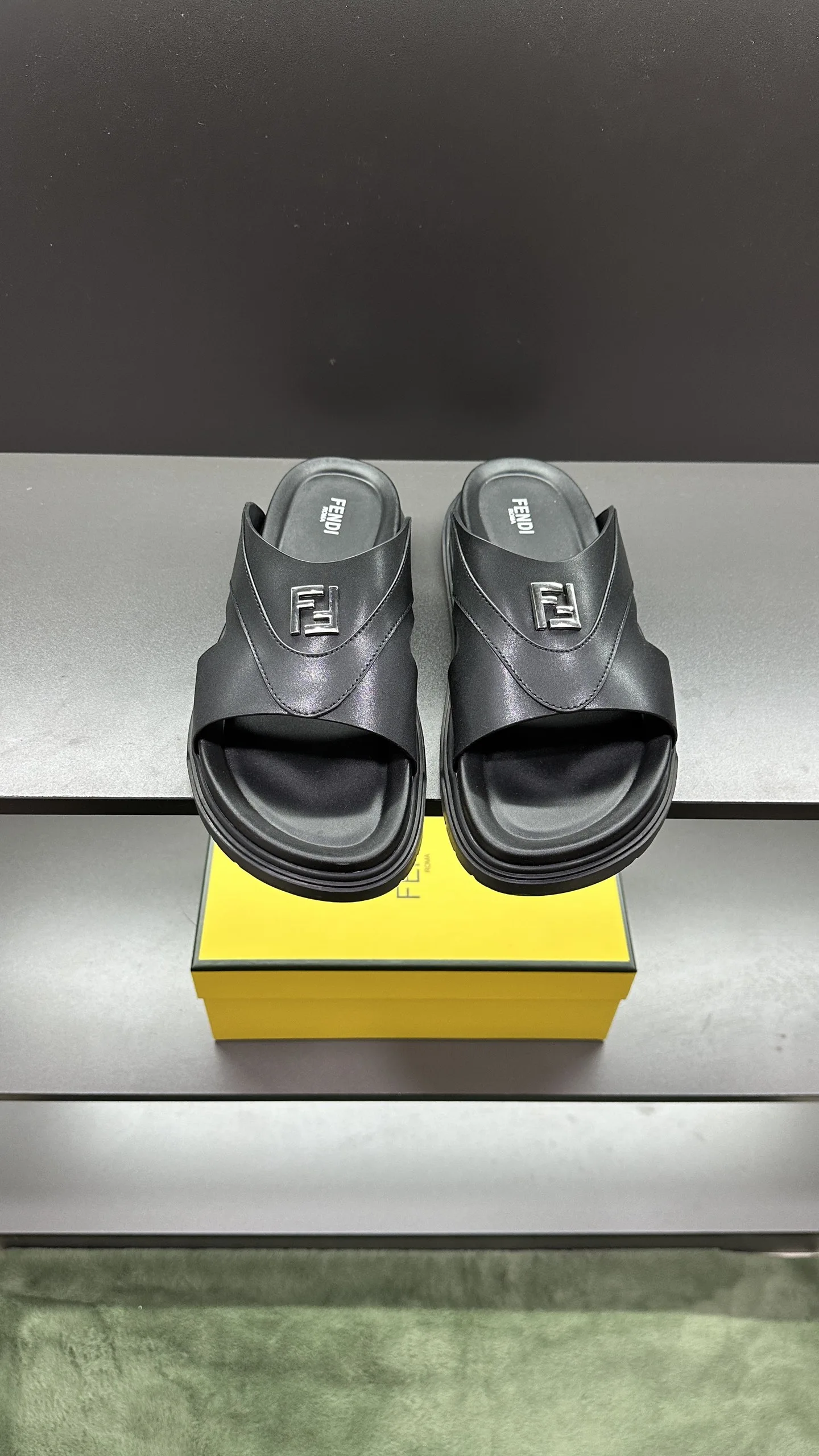 Fendi Slippers