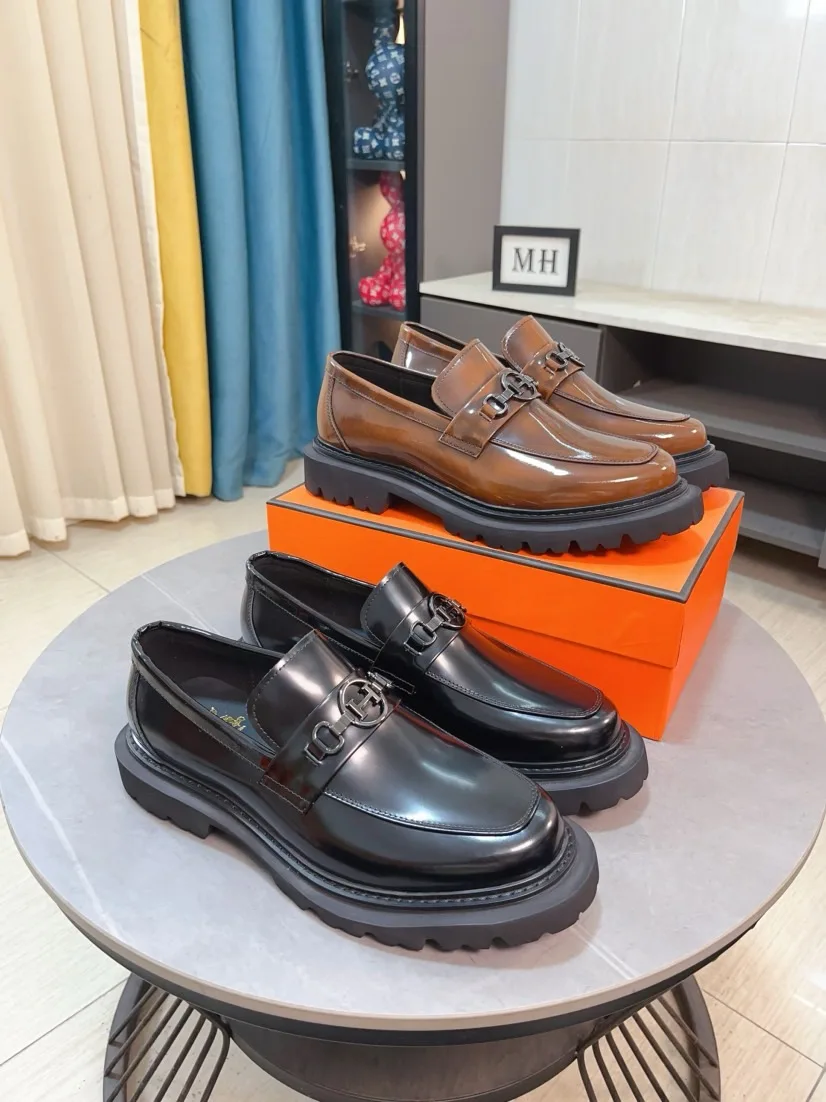 Hermès Leather Shoes