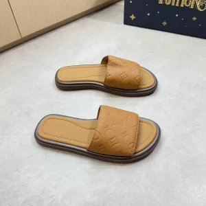 Louis Vuitton Slippers