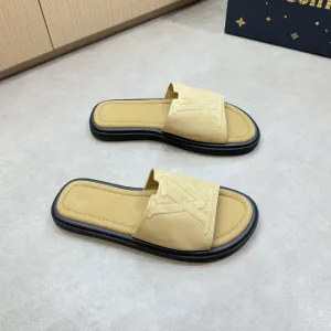 Louis Vuitton Slippers