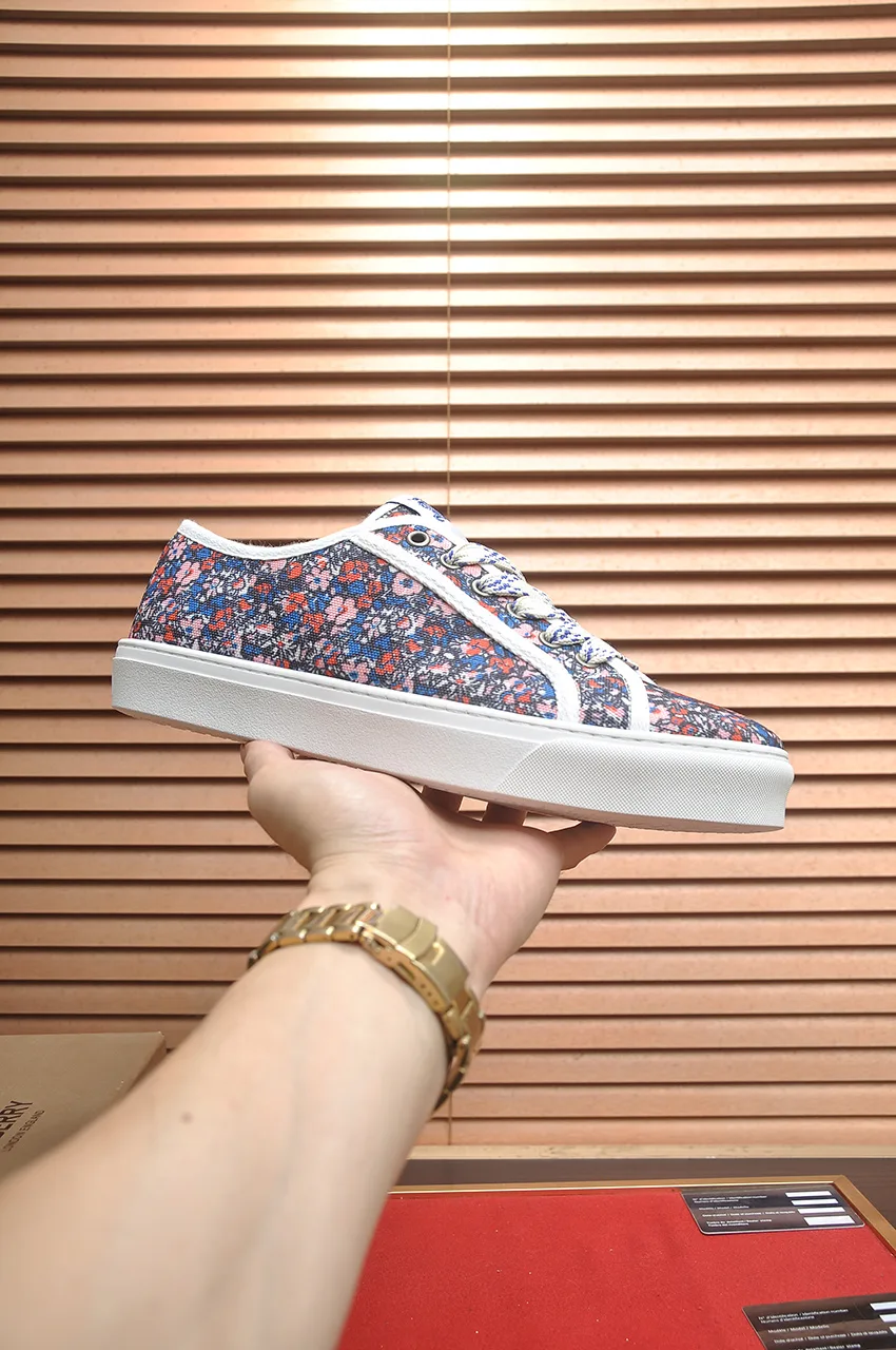 Burberry Sneakers