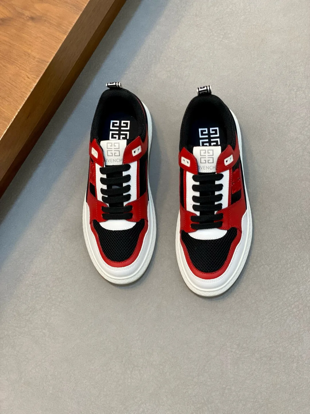 Givenchy Sneakers