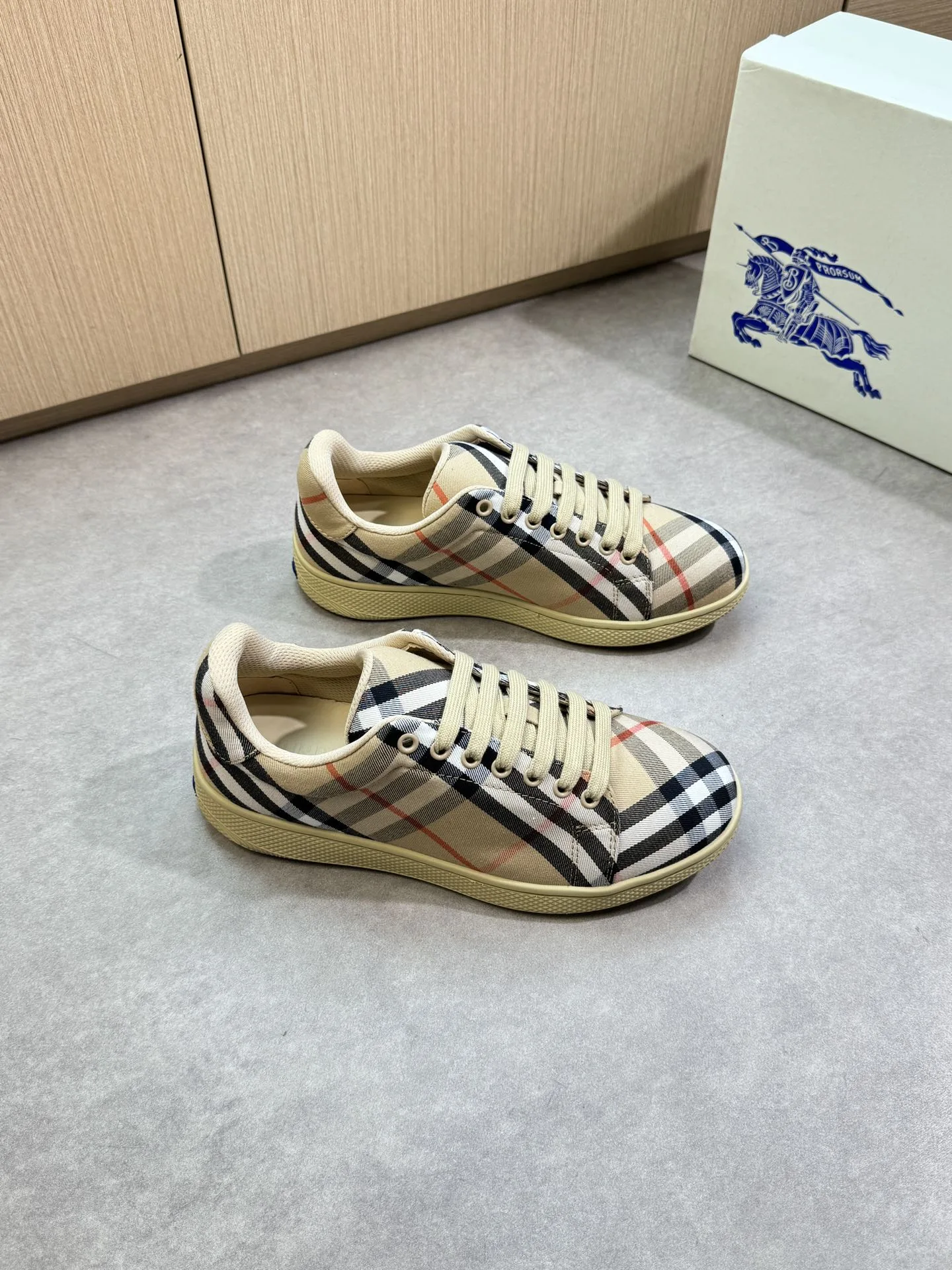 Burberry Sneakers